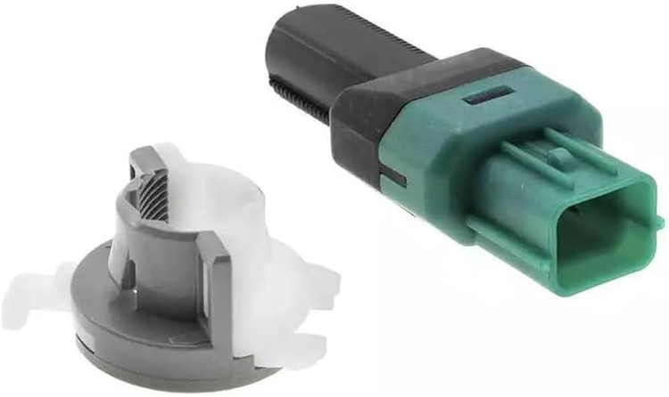 سوییچ چراغ ترمز مناسب کیا سورنتو اسپورتیج کیا اپتیما کادنزا کیا K5 کارنیوال کیا ریو کد فنی 93810G8100